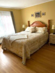 Hull-O-Farms-The-Gifford-Bedroom-1