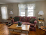 Hull-O-Farms-The-Rose-Livingroom-2