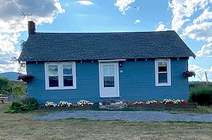 Hull-O Farms - The Rose Cottage